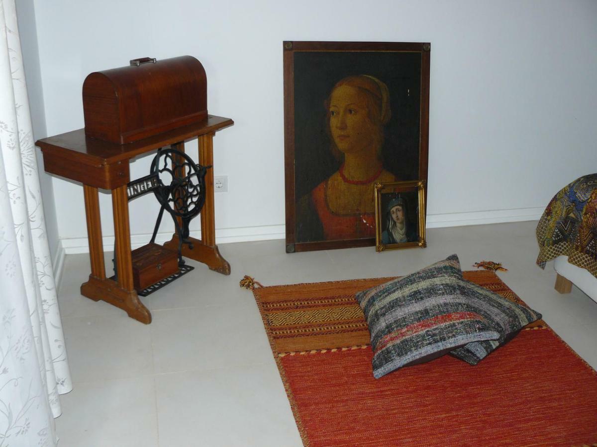 Blue House - Santa Marta II Apartment Lisbon Bagian luar foto
