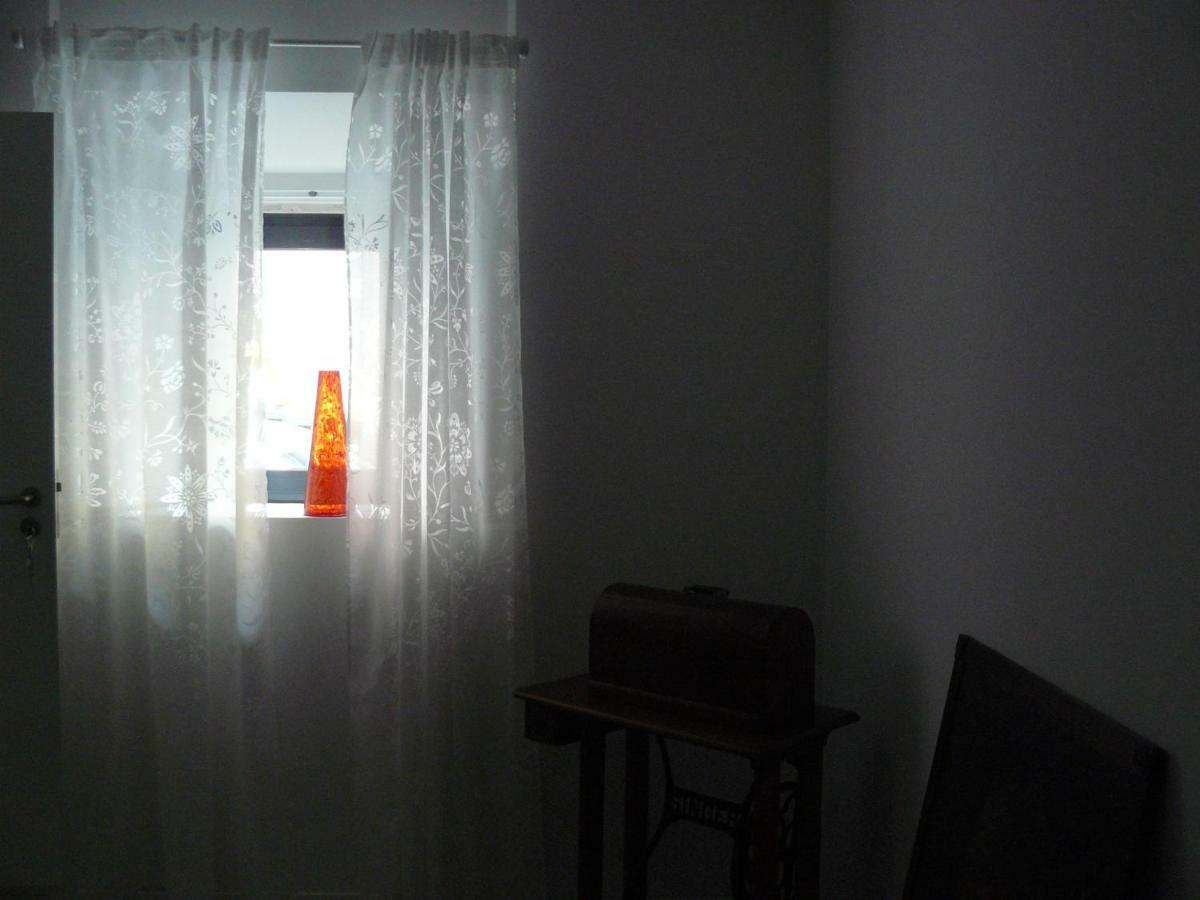 Blue House - Santa Marta II Apartment Lisbon Bagian luar foto